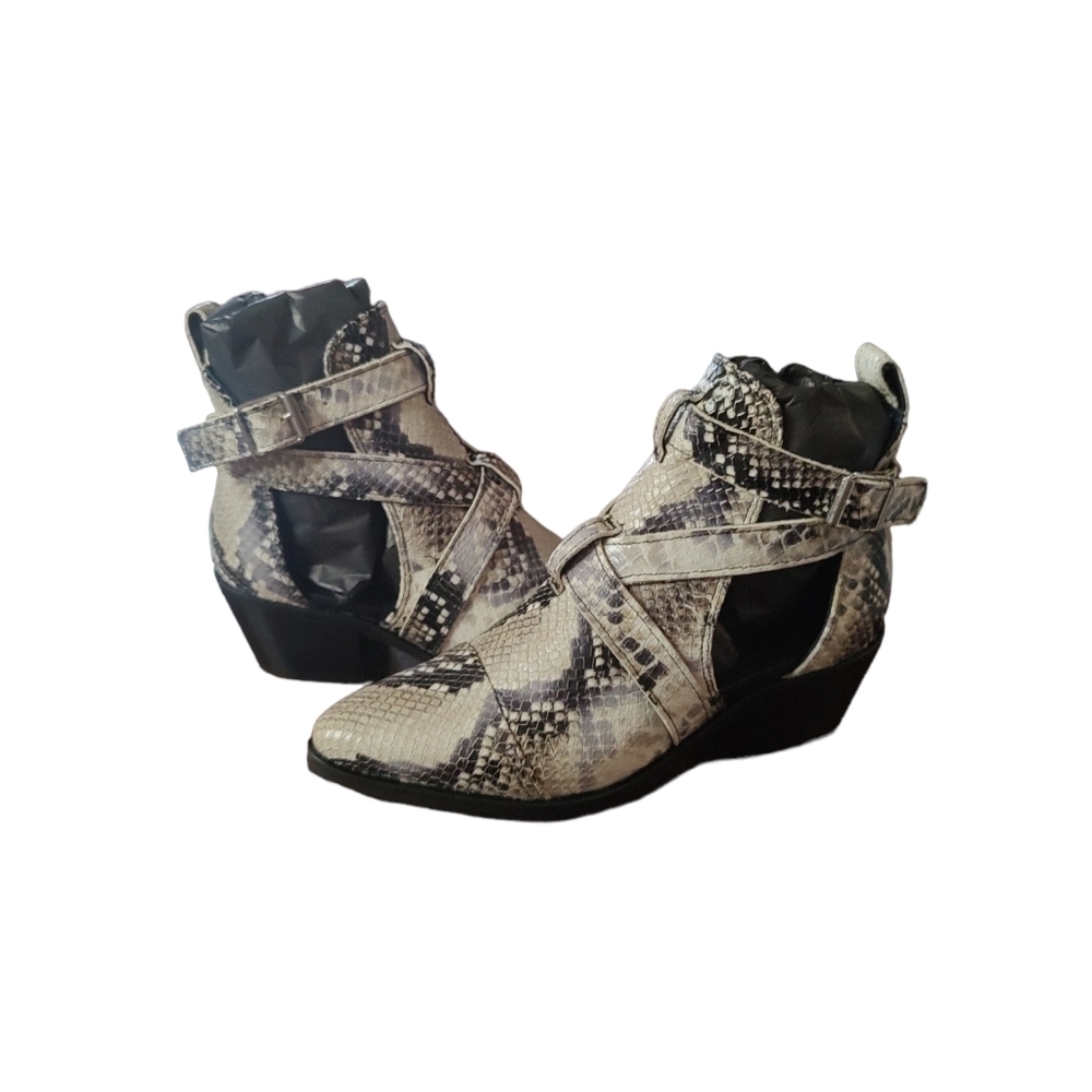 All Saints Darcy Leather Ankle Boot with Summer Snake Print Design Sz.8 …